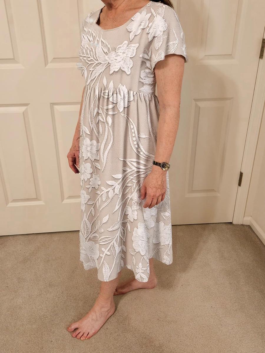 Vestido midi clásico con estampado y bolsillos laterales para mujer, elegante y versátil