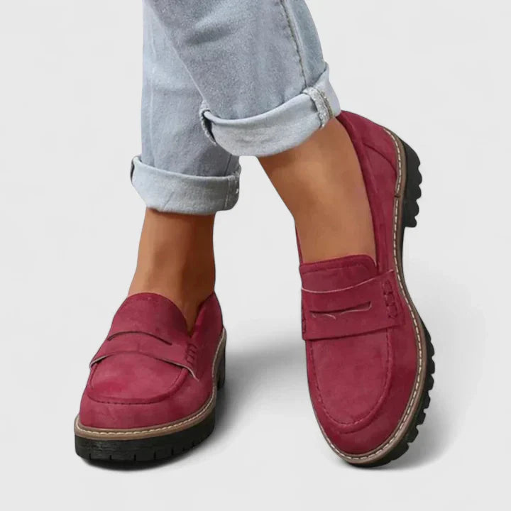 Mocasines ortopédicos de cuero con suela ergonómica y diseño clásico para mujer, cómodos y versátiles para oficina o diario