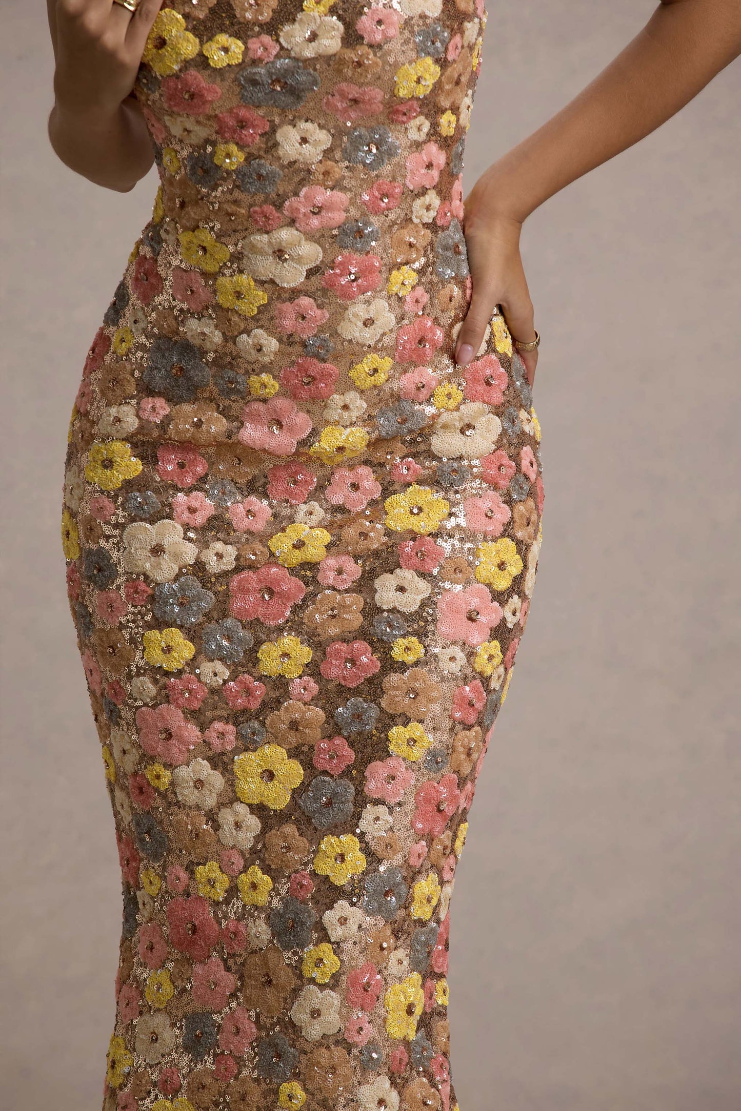 Vestido maxi ajustado con detalles brillantes para mujer, sofisticado para noche