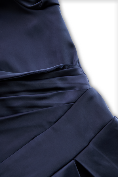 Dharmay | Vestido Midi de Manga Larga con Cuello de Solapa y Corte Entallado para Mujer