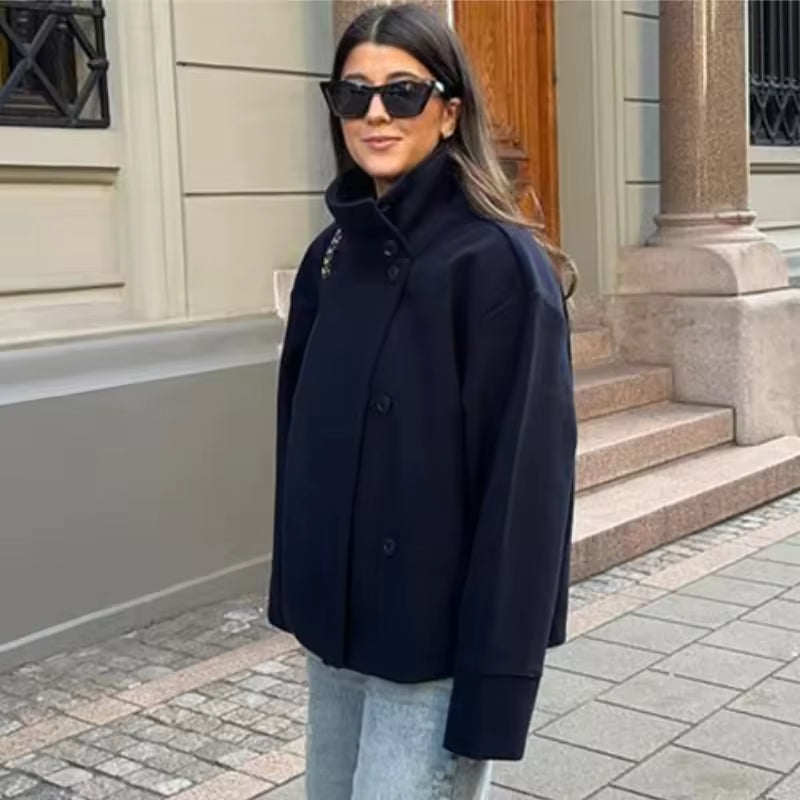 Elena | Chaqueta Corta de Lana Gruesa con Cuello Redondeado para Mujer