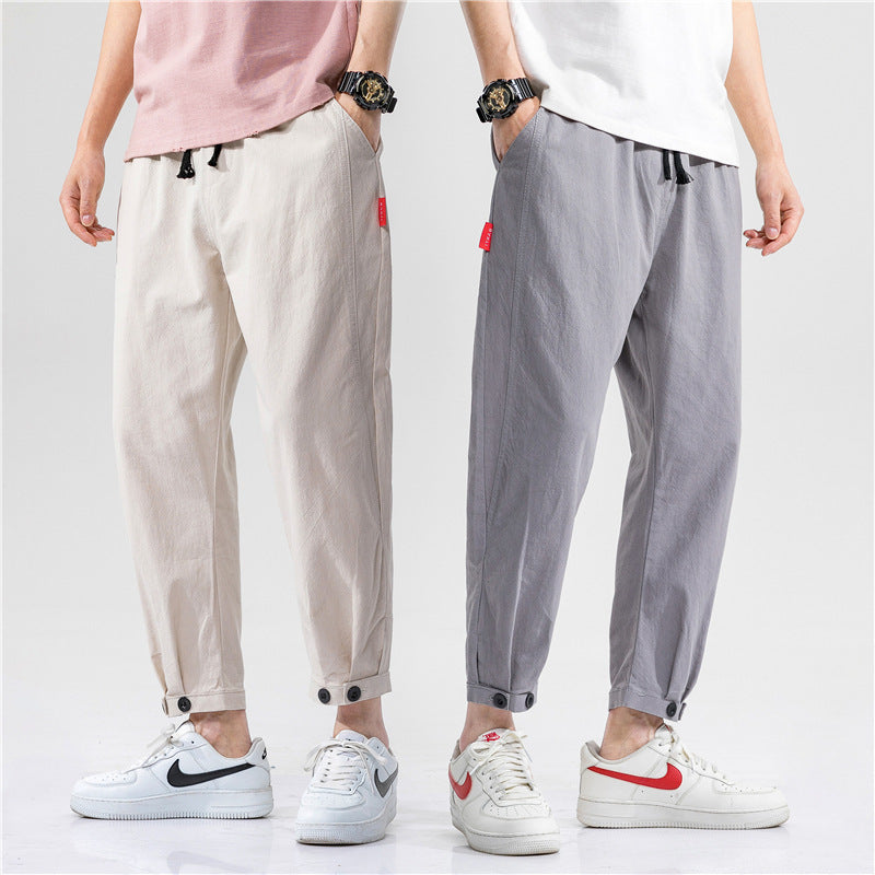 Pantalones ajustados para hombre confeccionados en tejido ligero y transpirable, con un corte moderno y un ajuste cómodo