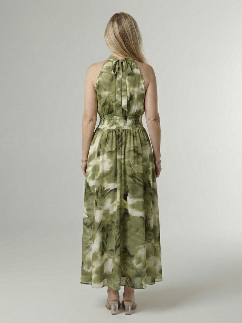 Vestido Midi con Estampado Floral Recogido y Cuello Halter | Diseño Elegante