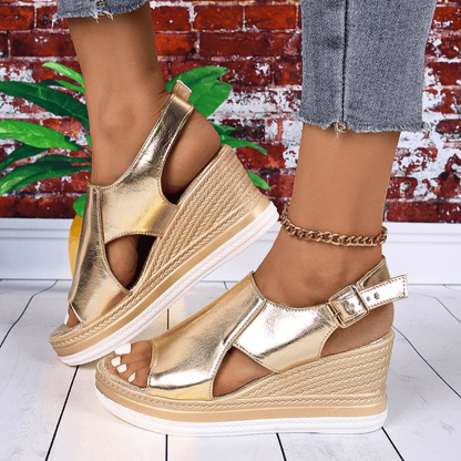 Sandalias ortopédicas de cuña con tiras metálicas y plantilla ergonómica para mujer, cómodas y elegantes para verano o diario