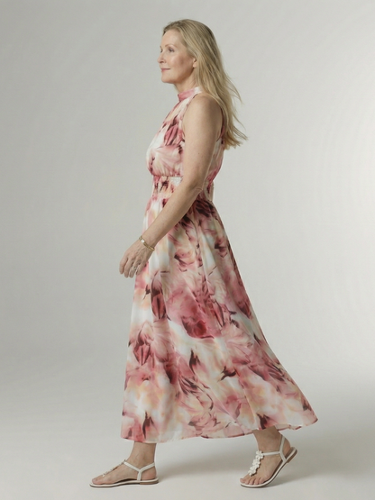 Vestido Midi con Estampado Floral Recogido y Cuello Halter | Diseño Elegante