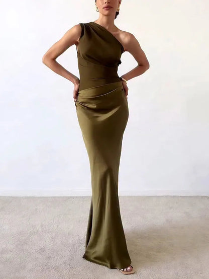 Vestido maxi con drapeado asimétrico para fiestas - elegante y sofisticado