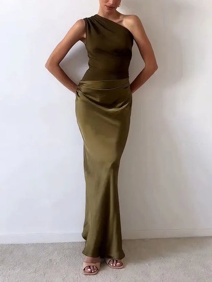 Vestido maxi con drapeado asimétrico para fiestas - elegante y sofisticado