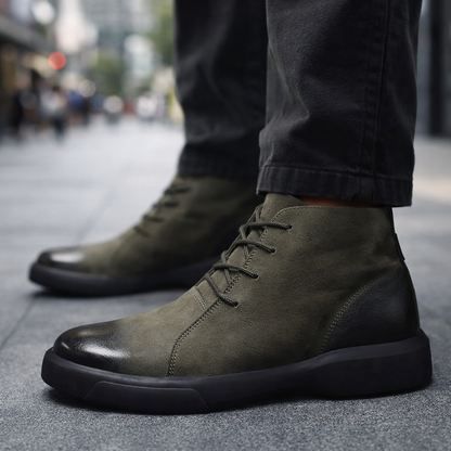 Zapatos elegantes de cuero para hombre con acabado refinado y estilo atemporal, ideales para looks formales