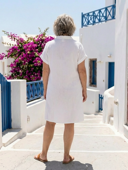 Vestido hasta la rodilla con bolsillo en Blanco - fresco y elegante