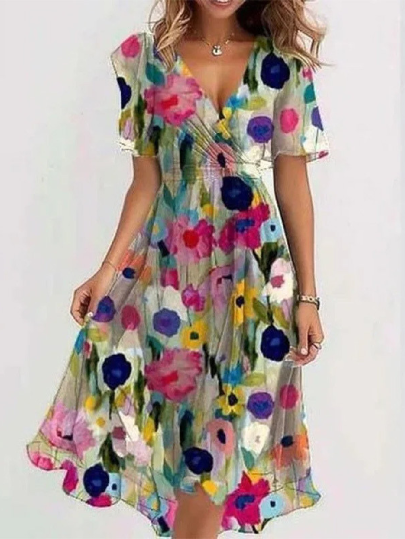 Vestido de verano con escote en V cruzado, falda fluida y cintura que estiliza el abdomen para mujer, ligero y elegante para diario