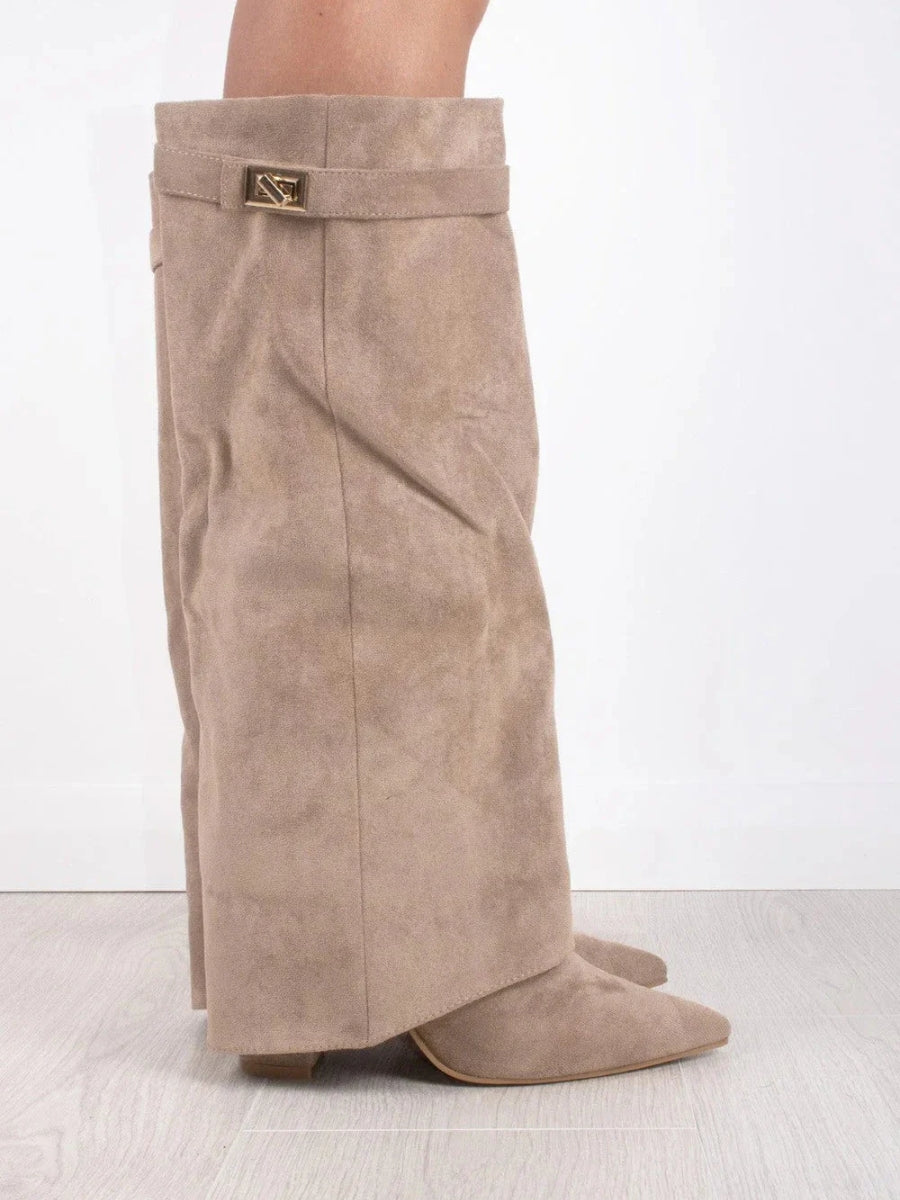 Botas mujer estilosa y confortable, ideales para otoño o invierno