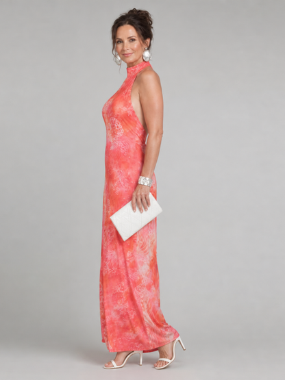 Vestido Maxi con Cuello Halter y Estampado Botánico | Diseño Elegante