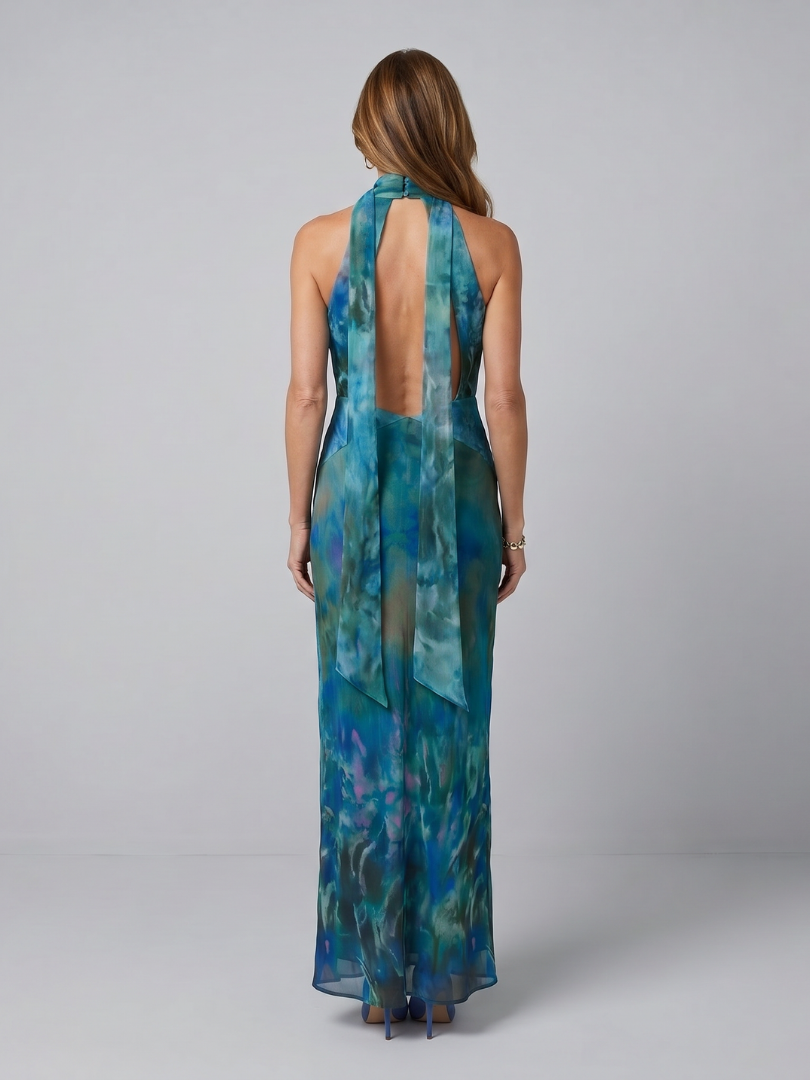 Vestido Maxi con Abertura Circular y Cuello Halter | Sin Mangas Elegante