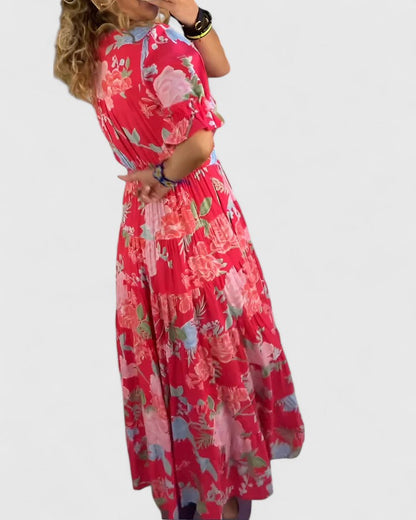Vestido con flores con cuello en V