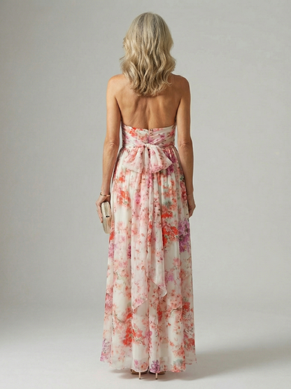Vestido Maxi con Flujo Fácil y Cuello Halter | Diseño Floral Elegante