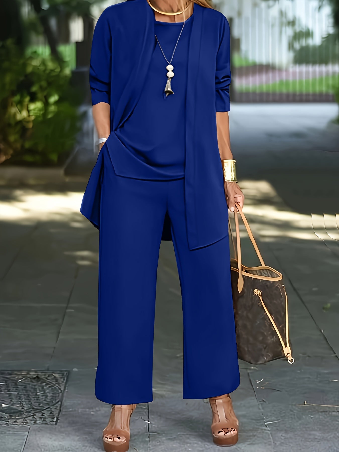 Melissa | Conjunto de Tres Piezas con Diseño Elegante de Verano