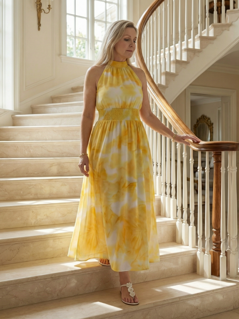 Vestido Midi con Estampado Floral Recogido y Cuello Halter | Diseño Elegante