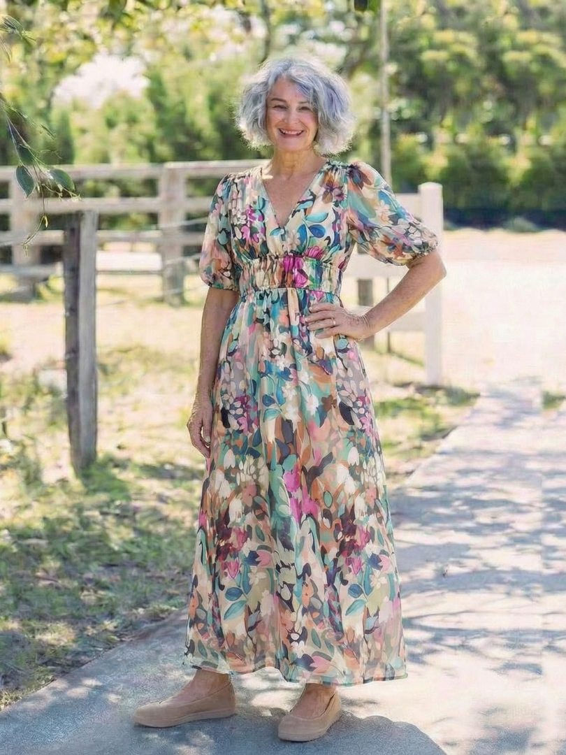 Vestido midi con cuello en V fruncido floral - fresco y elegante