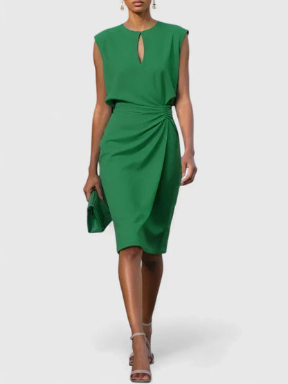 Vestido midi sofisticado con escote keyhole, drapeado lateral y corte entallado para mujer
