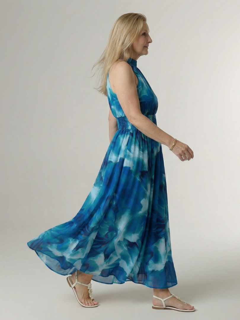 Vestido Midi con Estampado Floral Recogido y Cuello Halter | Diseño Elegante