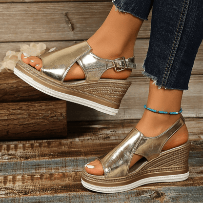 Sandalias ortopédicas de cuña con tiras metálicas y plantilla ergonómica para mujer, cómodas y elegantes para verano o diario