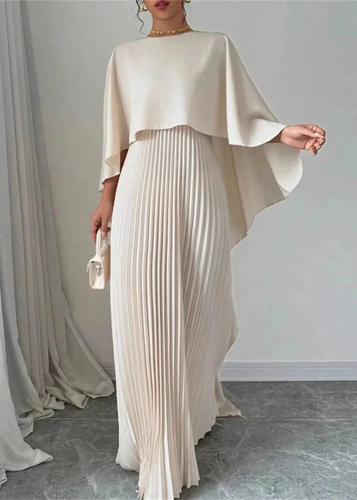 Vestido Invitada Plisado con Gorro Maxi II | Estilo Elegante