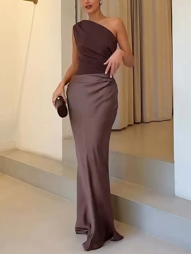 Vestido maxi con drapeado asimétrico para fiestas - elegante y sofisticado