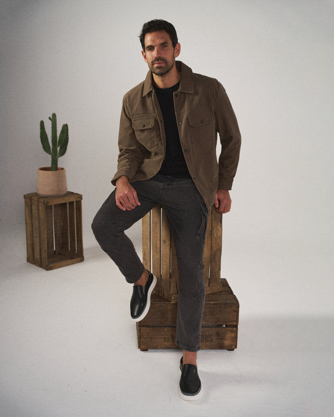 Zapatos slip-on para hombre, cómodos y versátiles para uso diario