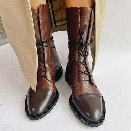 Botas de cuero elegantes con cordones frontales y suela cómoda para mujer, modernas y versátiles para otoño o uso diario