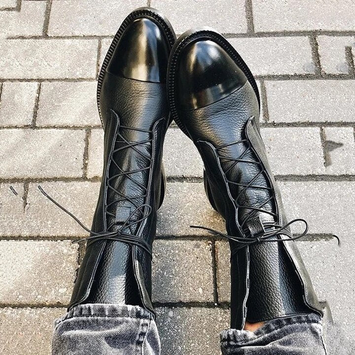 Botas de cuero elegantes con cordones frontales y suela cómoda para mujer, modernas y versátiles para otoño o uso diario
