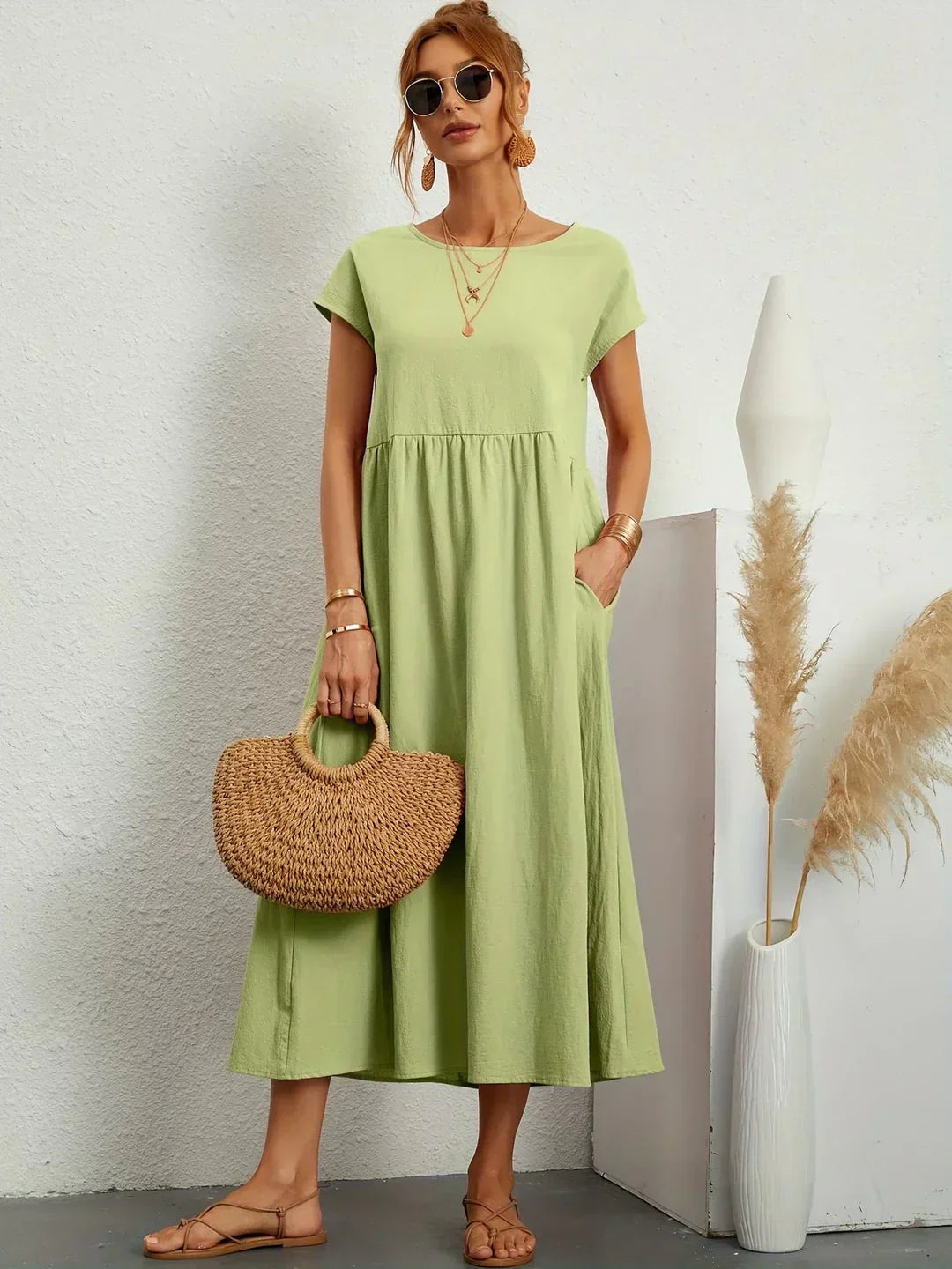 Vestido Midi Fluido de Elegancia Atemporal | Estilo Clásico
