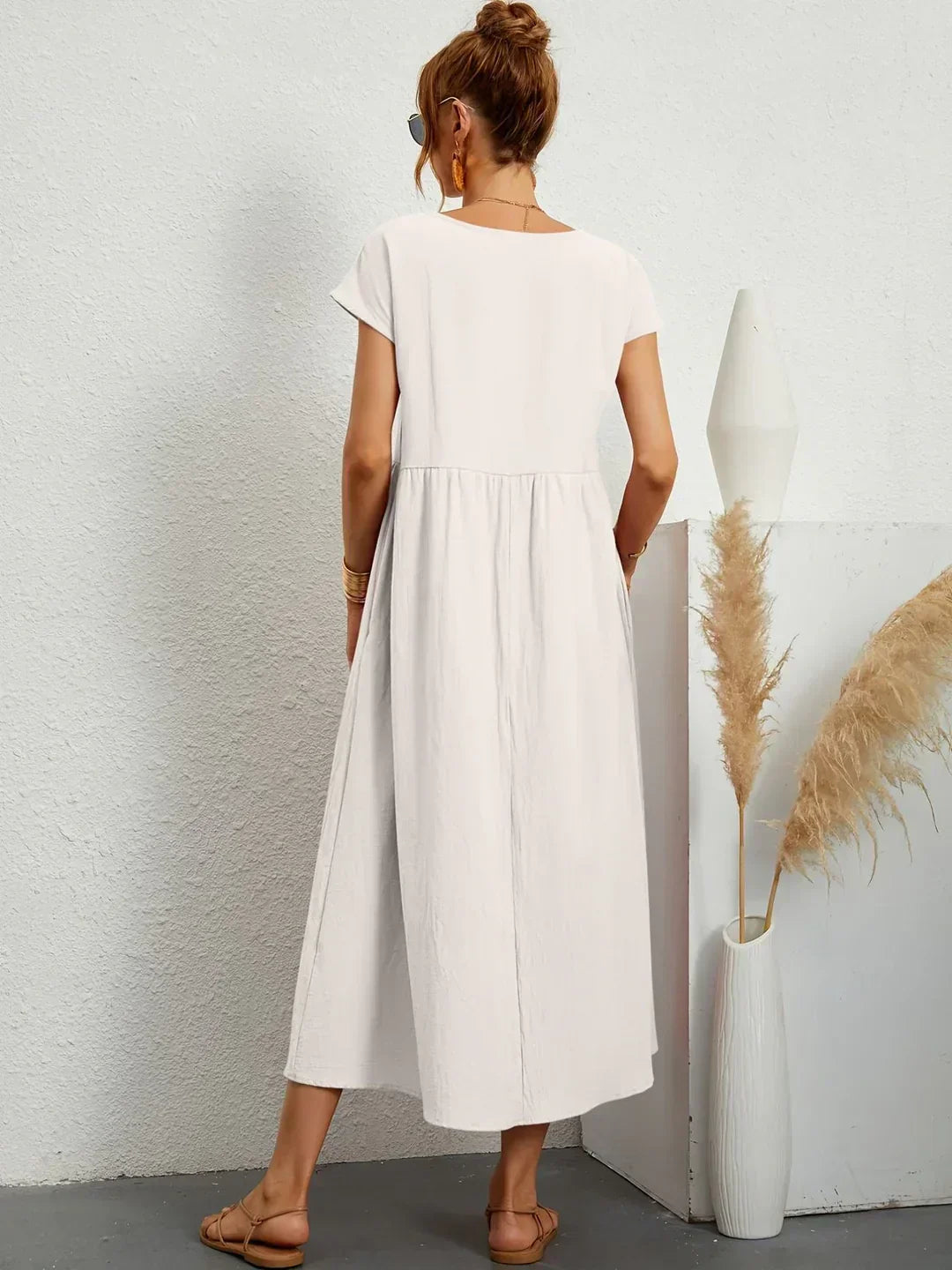 Vestido Midi Fluido de Elegancia Atemporal | Estilo Clásico