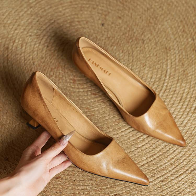 Zapatos Mujer – Tacón Clásico en Cuero, Chic y Versátil