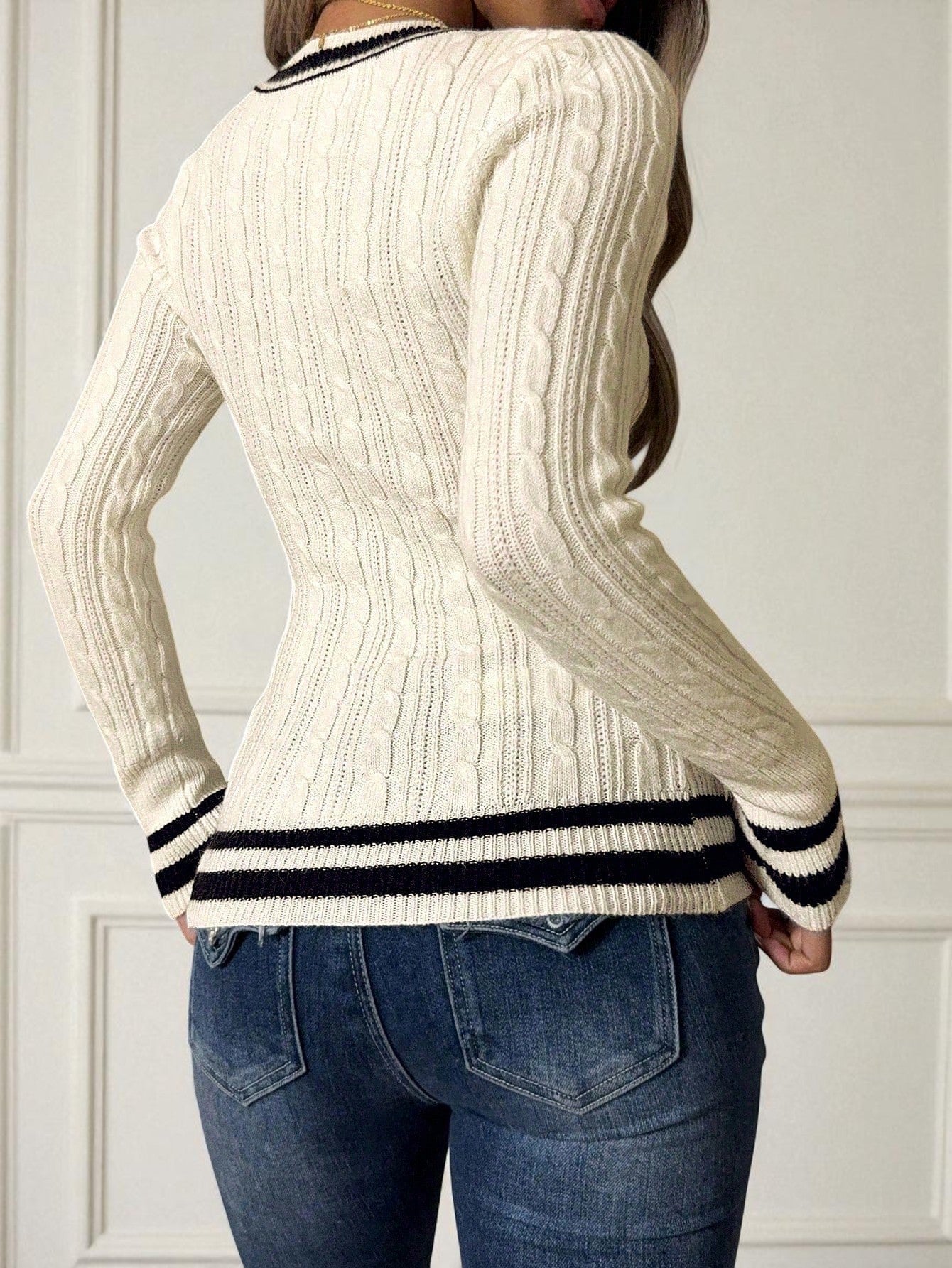 Blusa básica con cuello en V para mujer, cómoda y versátil para el uso diario