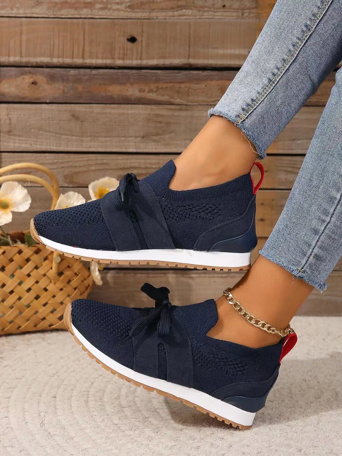 Zapatillas femeninas ortopédicas, modernas y versátiles para caminar