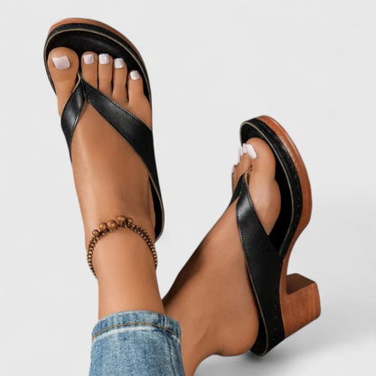 Sandalias de tacón ortopédico con tiras de cuero y soporte ergonómico para mujer, cómodas y elegantes para verano o diario