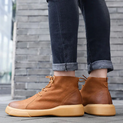 Zapatos elegantes de cuero para hombre con acabado refinado y estilo atemporal, ideales para looks formales