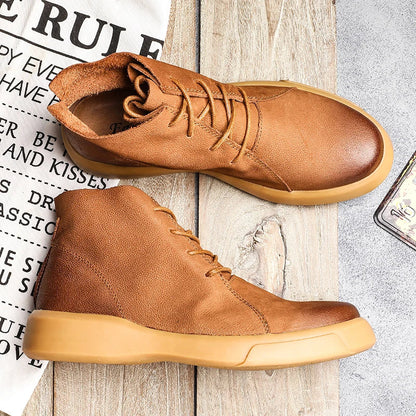 Zapatos elegantes de cuero para hombre con acabado refinado y estilo atemporal, ideales para looks formales