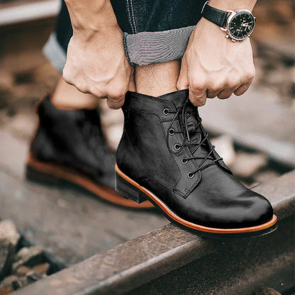 David | Botas de Lujo de Cuero para Hombre con Acabado Brillante y Elegante
