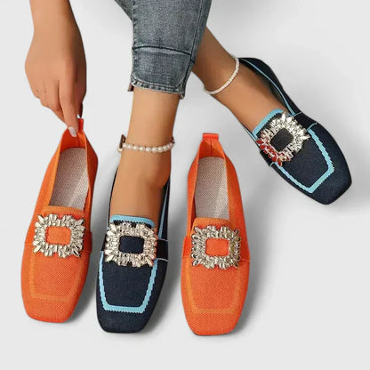Mocasines ortopédicos con hebilla decorativa y plantilla ergonómica para mujer, elegantes y cómodos para oficina o uso diario