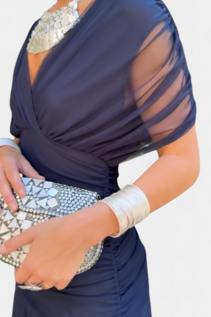 Vestido elegante para mujer, escote en V cruzado con falda fluida y caída ligera, ideal para fiesta o evento