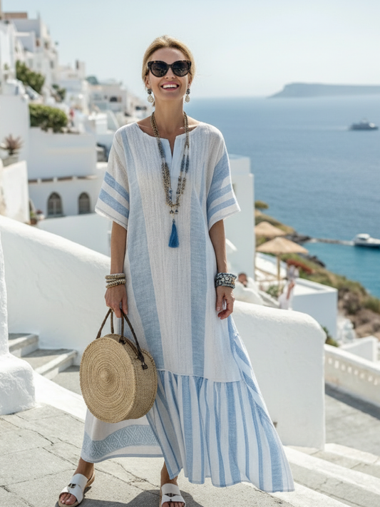 Vestido maxi de rayas con cuello redondo en Azul claro - fresco y elegante