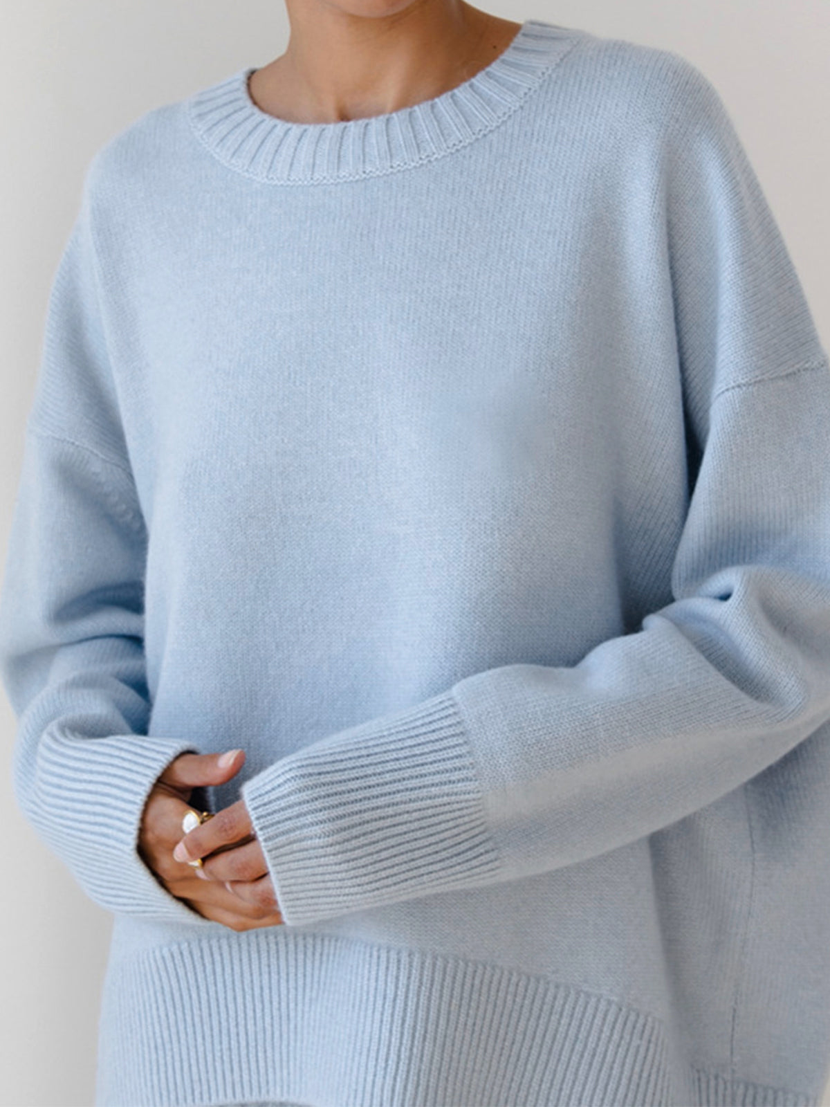 Anara | Jersey de Punto Oversized con Cuello Redondo para Mujer de Otoño