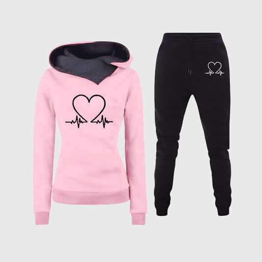 Bettina | Conjunto Deportivo Cómodo con Diseño de Corazón para Mujer