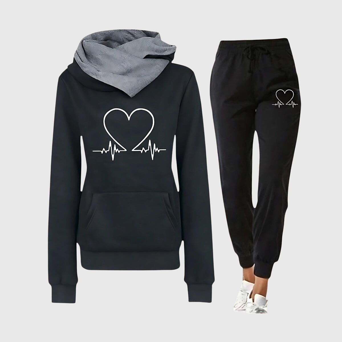 Bettina | Conjunto Deportivo Cómodo con Diseño de Corazón para Mujer