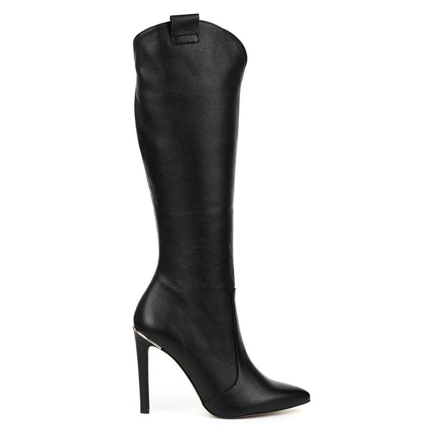 Botas largas de estilo vintage para mujer con tacones altos y un diseño elegante