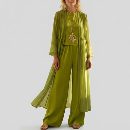 Conjunto Elegante con Blusa y Diseño Cómodo | Atmosfera de Verano