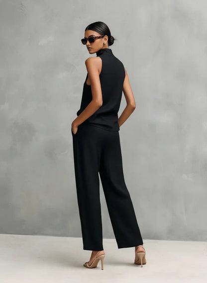 Conjunto de top sin mangas cuello alto y pantalón de lino y algodón