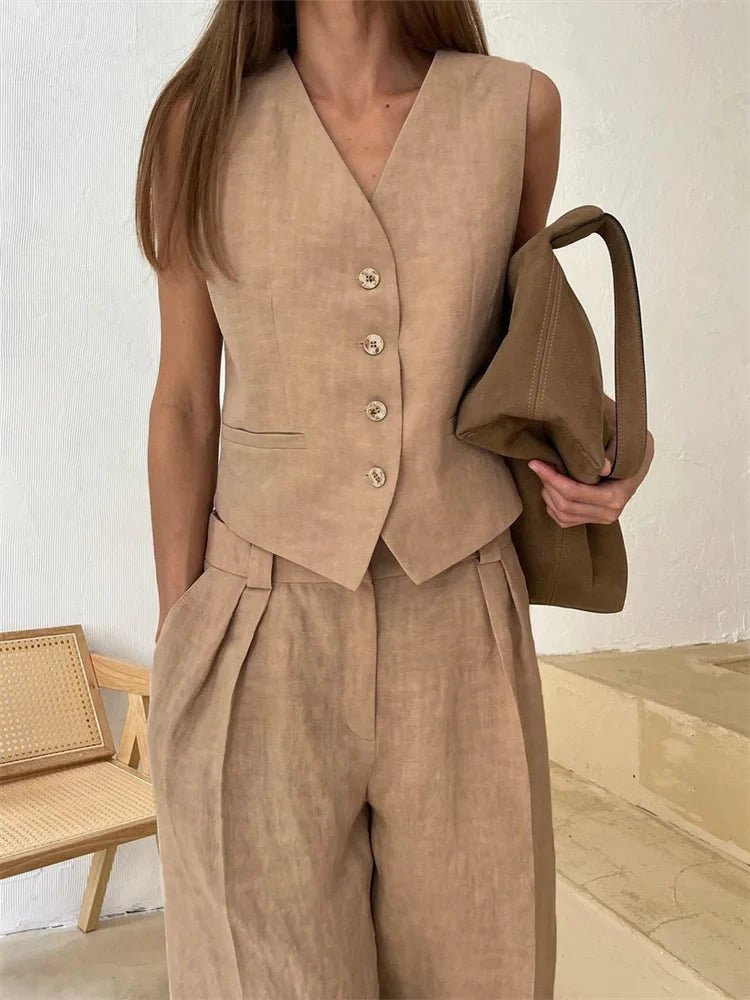 Conjunto de chaleco y pantalón plisado de lino