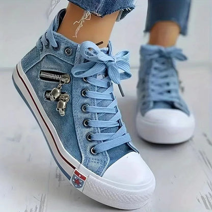 Bernicia | Sneaker tendencia urbana - look denim y cremallera